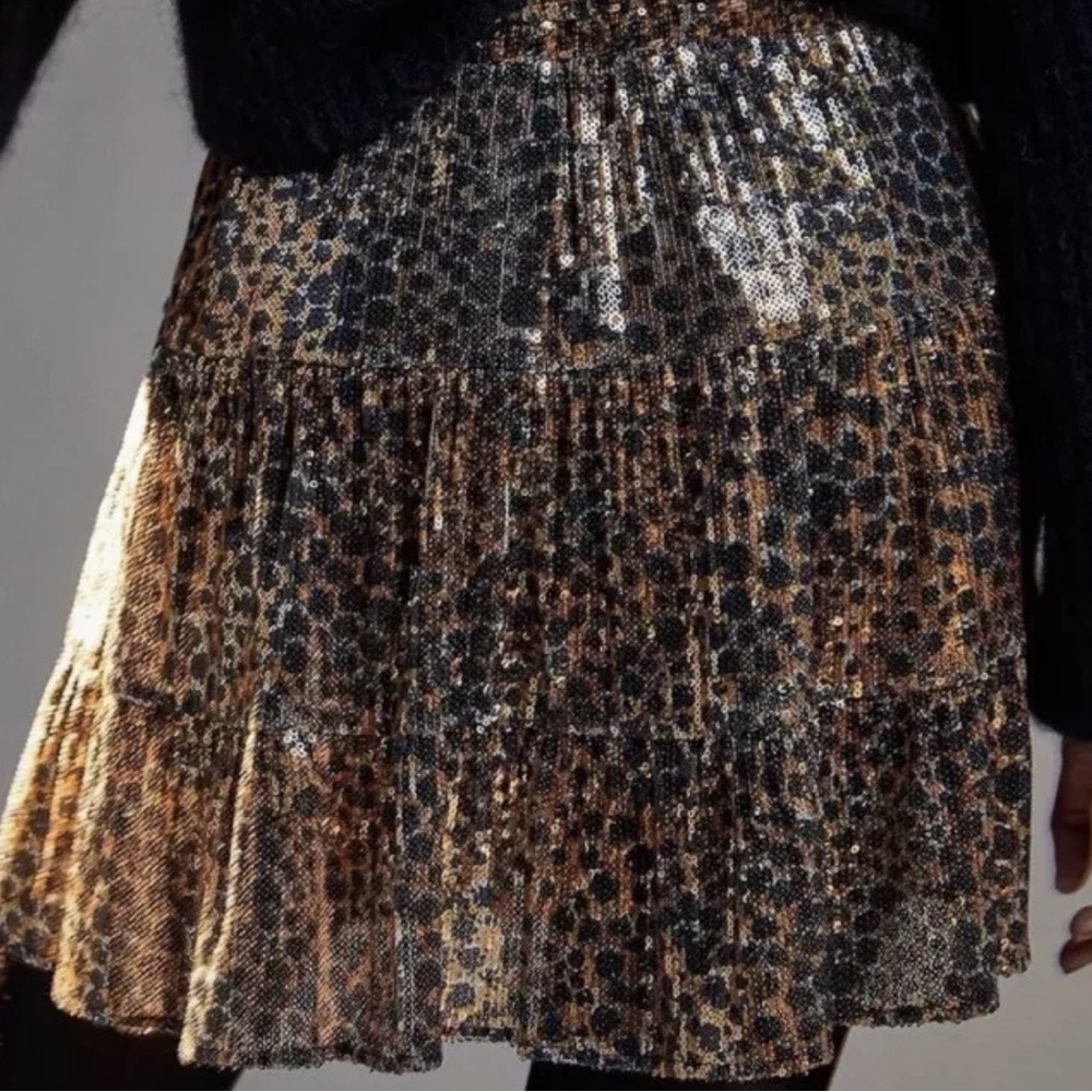 NWT Othilia Anthropologie Tiered Sequin Skirt Louisa Animal Print Sz Small